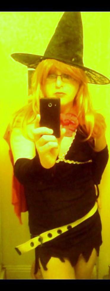 5P Halloween witch 