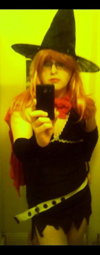 5P Halloween witch 