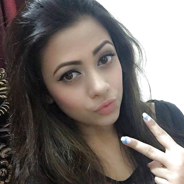 25P Desi Sexy Dresses & Asses - FOR COMMENTS