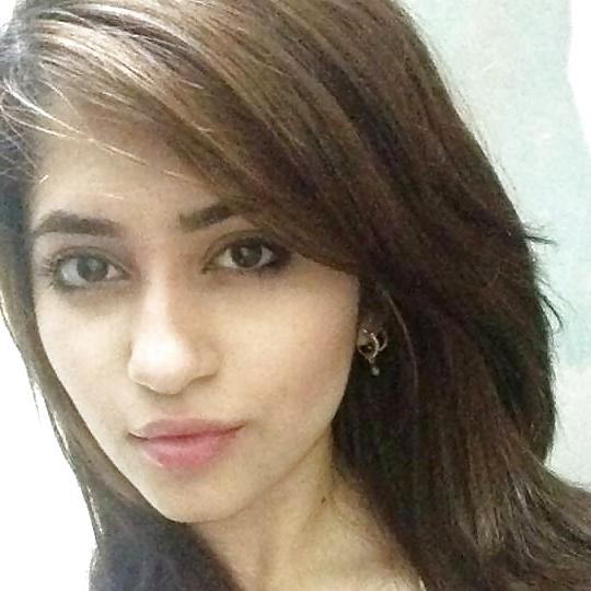 25P Desi Sexy Dresses & Asses - FOR COMMENTS