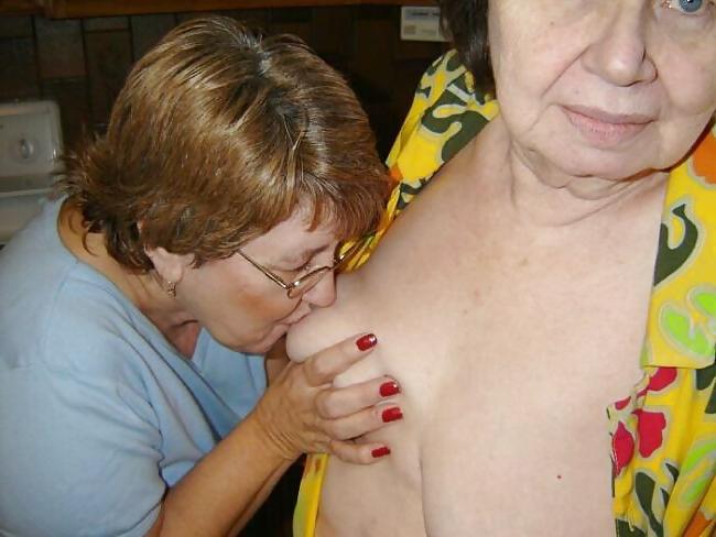 17P Two granny's get it on  vo1