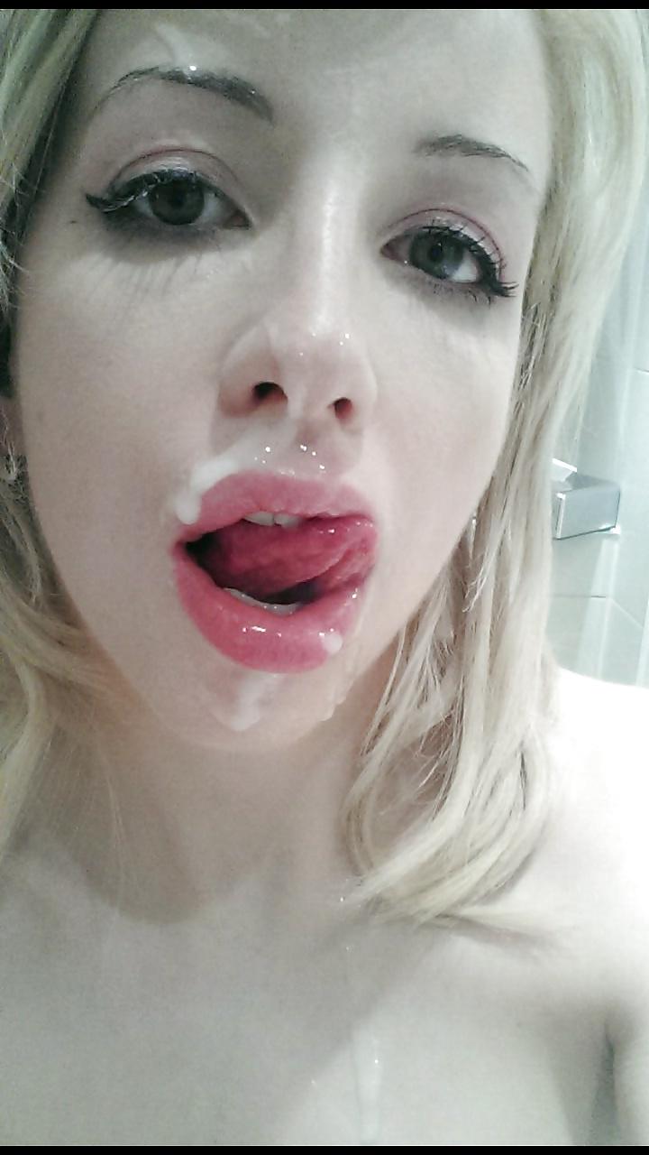 24P Lick Lip Cumshots