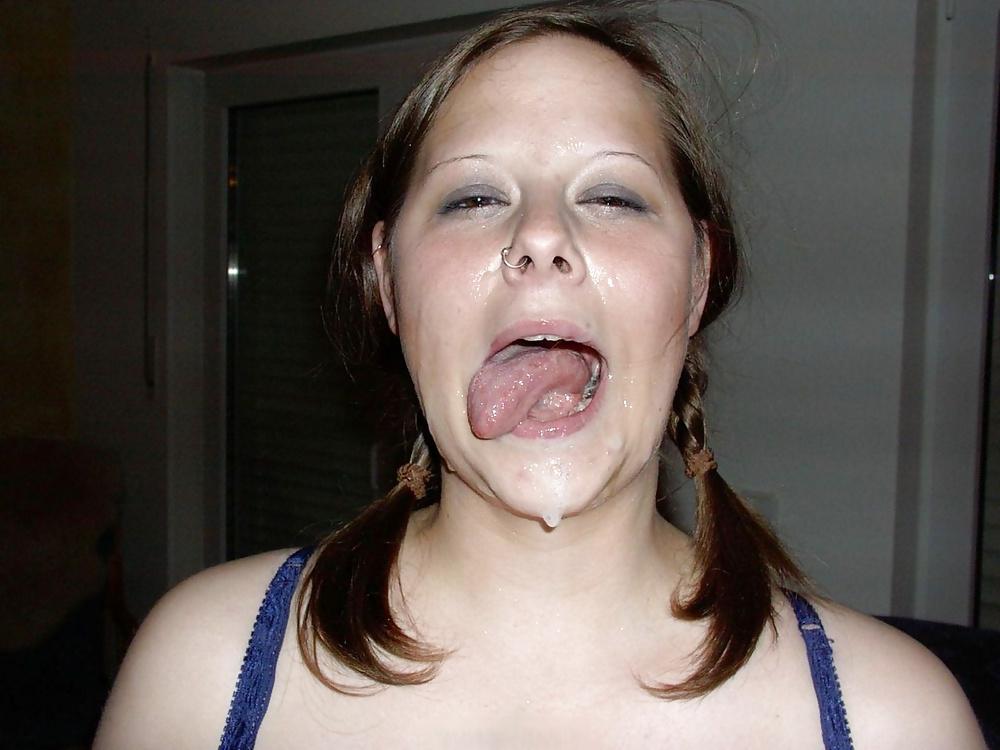 24P Lick Lip Cumshots