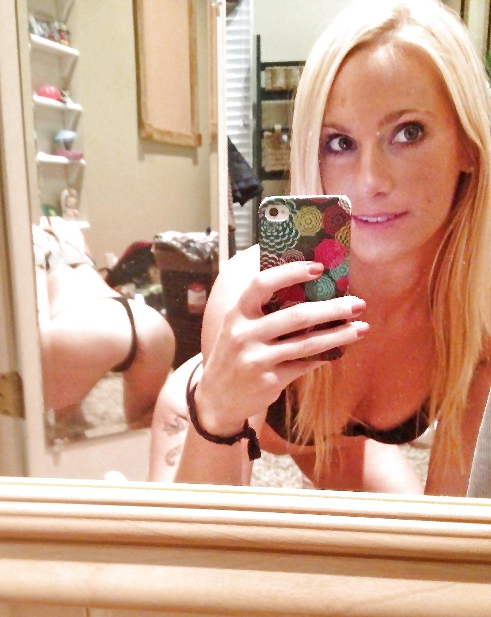 25P Self Pics - Hot Amateurs - vol 33!