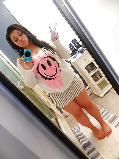 25P Self Pics - Hot Amateurs - vol 33!
