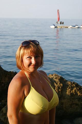 25P Busty Russian Woman 1953