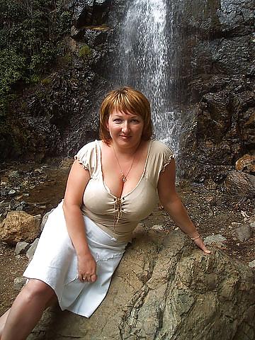 25P Busty Russian Woman 1953