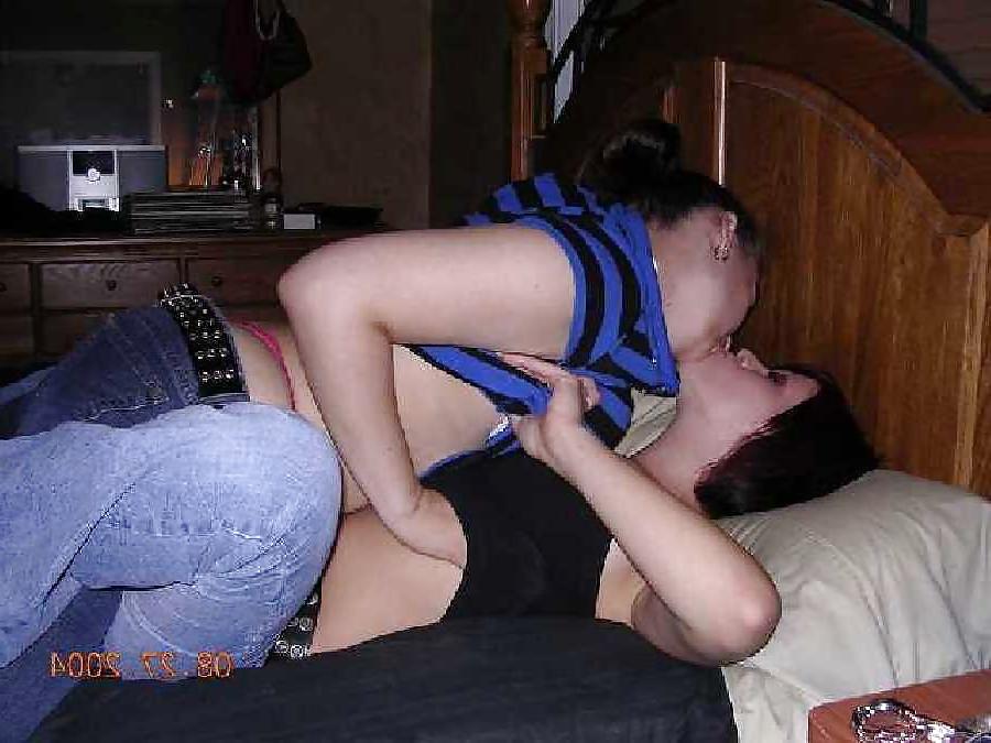 25P Amateur Lesbians
