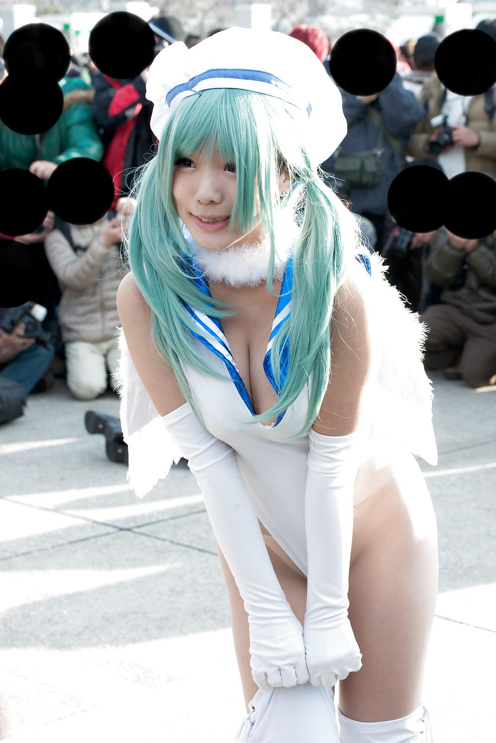 25P Halloween girls