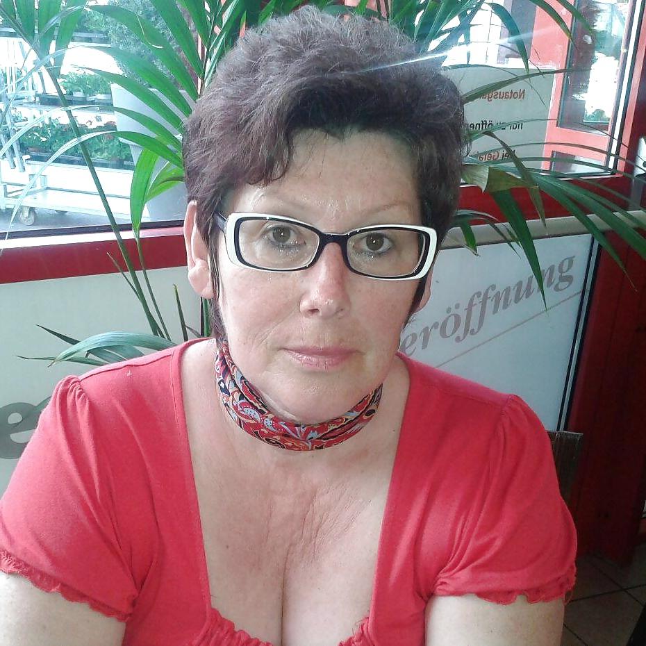 16P Mrs.Schmidt my Ex-Teacher from Highschool