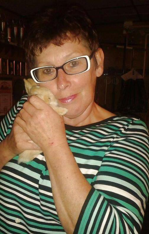 16P Mrs.Schmidt my Ex-Teacher from Highschool