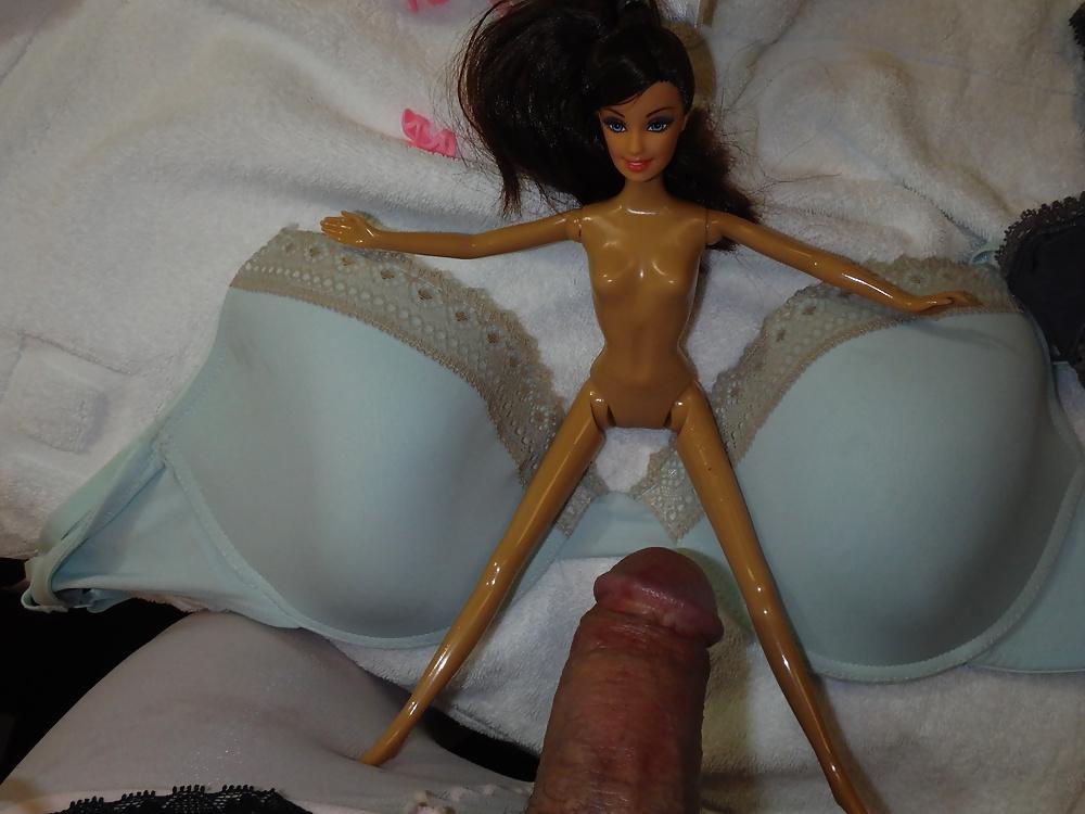 23P A Guy & Doll