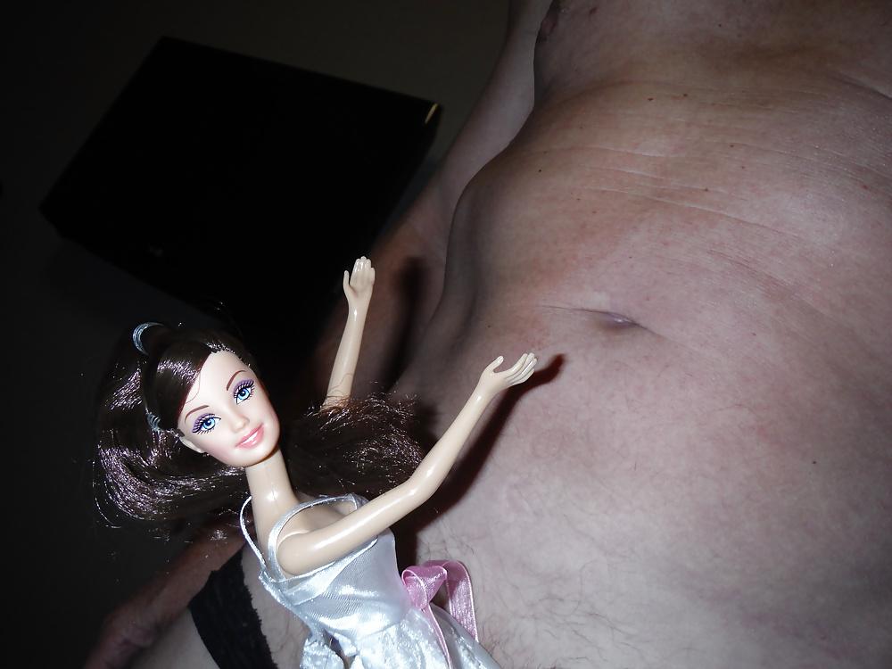 23P A Guy & Doll