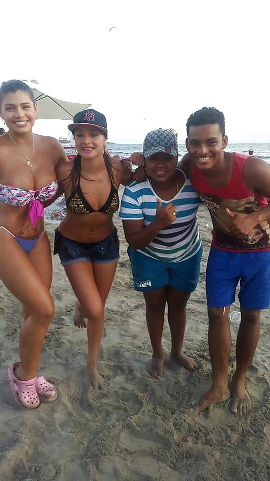25P Colombian Girl