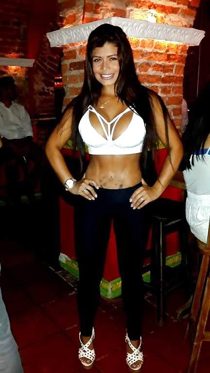 25P Colombian Girl