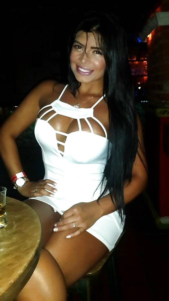 25P Colombian Girl