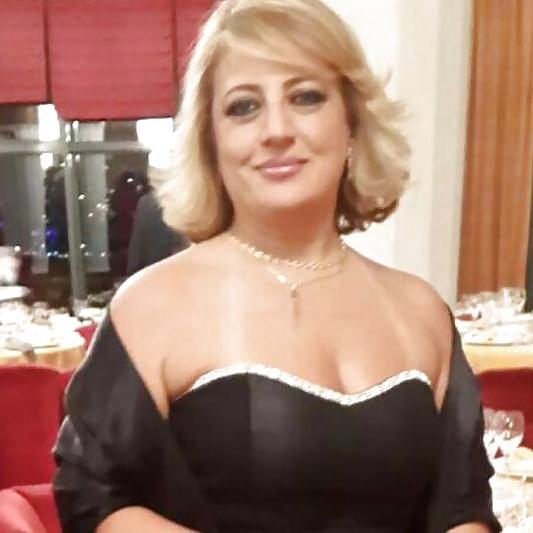 10P Arab Woman 468