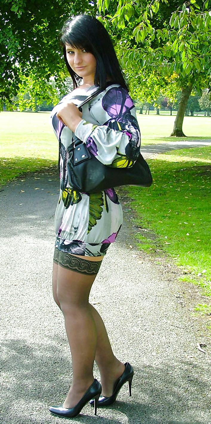 24P Short Skirts & Stocking Tops 7
