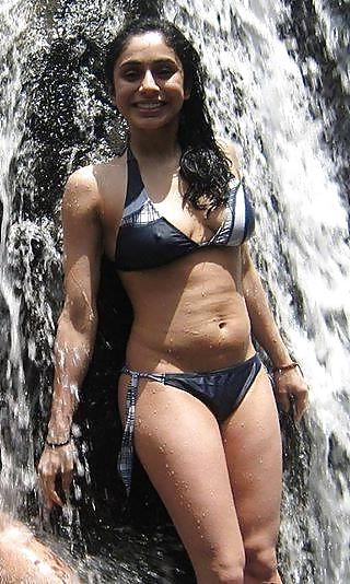 10P Desi Bikini Bash - 028