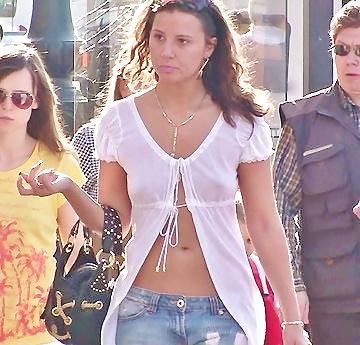 23P See tru... up skirts... nip slips... attention hores