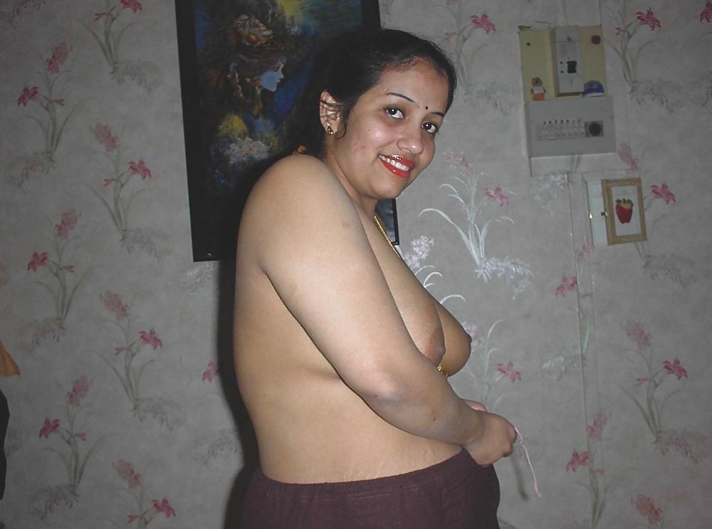 25P Indian housewife 2