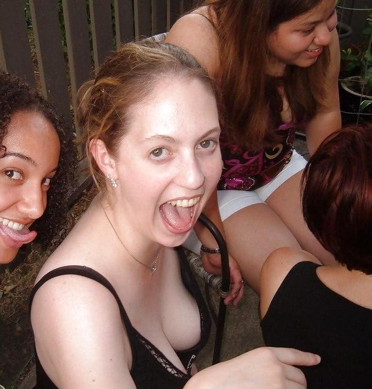 25P Random Downblouse