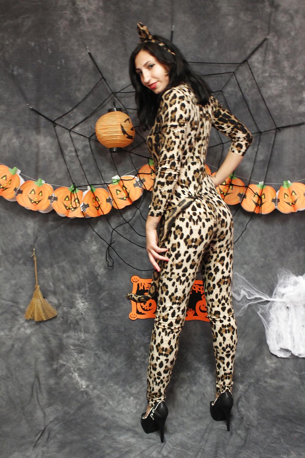 25P Happy Hallween