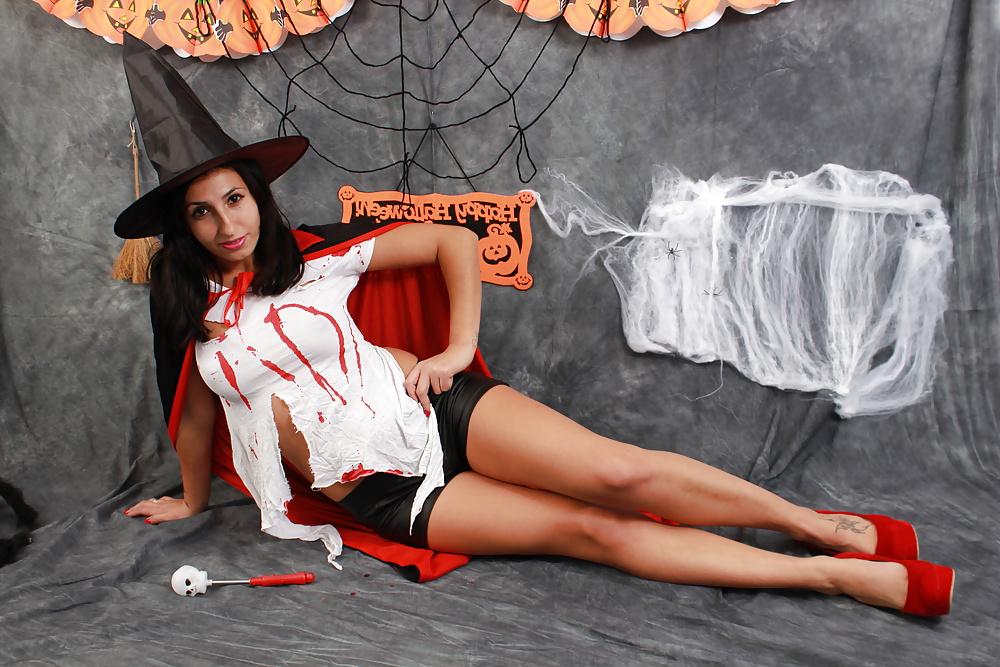 25P Happy Hallween