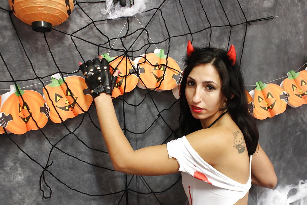25P Happy Hallween