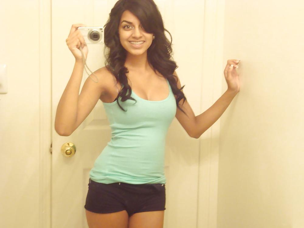 25P Desi Girl 1.0