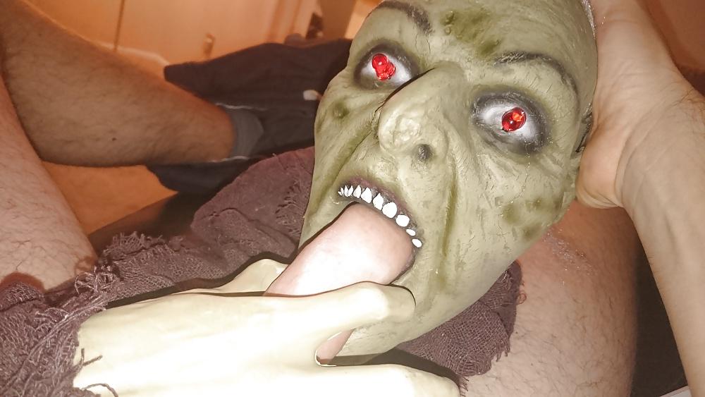 7P Halloween mask fucking 