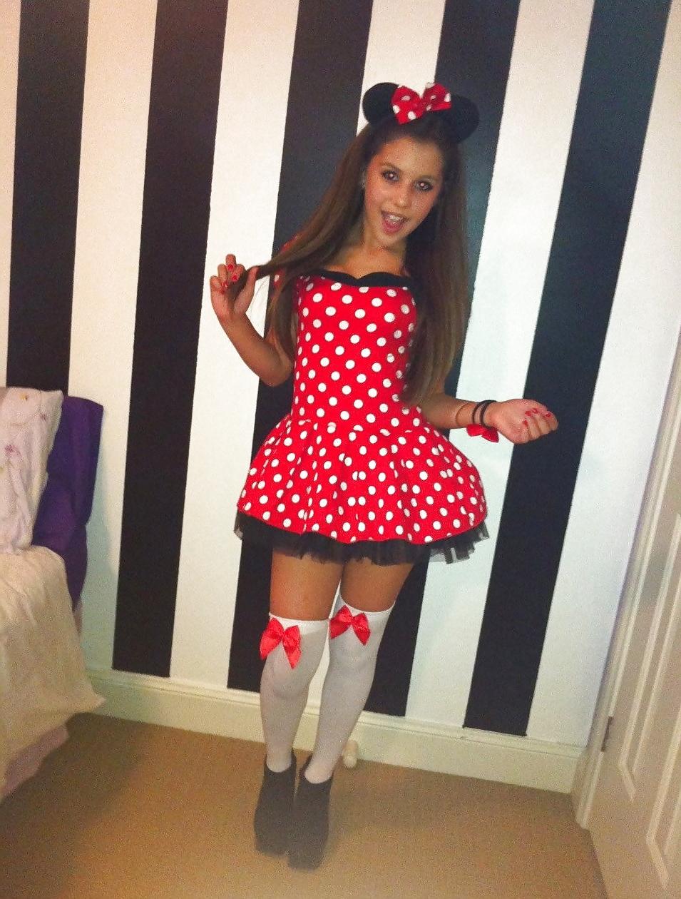 25P Happy Chav Halloween!