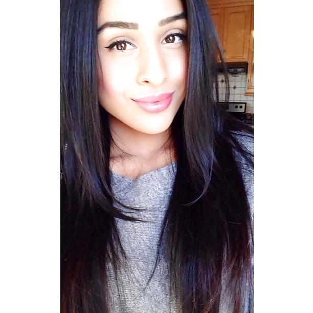 25P Indian desi slut what would you do to her. degrading comment