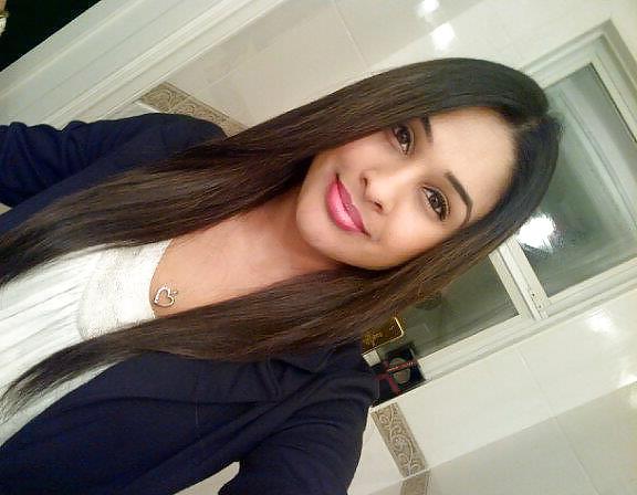 25P Indian desi slut what would you do to her. degrading comment