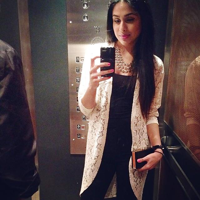25P Indian desi slut what would you do to her. degrading comment