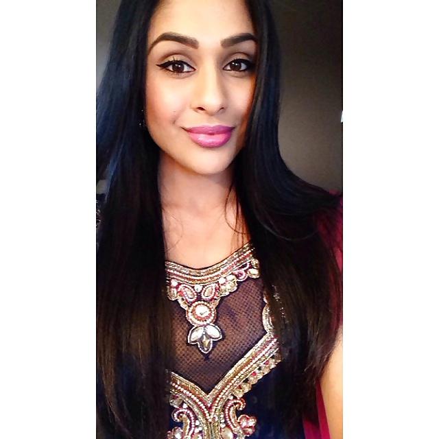 25P Indian desi slut what would you do to her. degrading comment