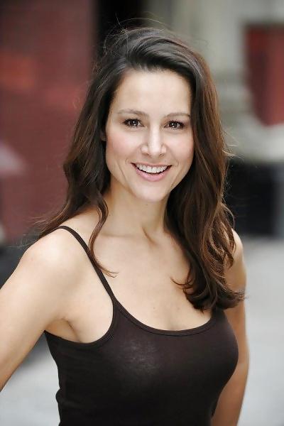 17P I want to see Fox News Lea Gabrielle go black.