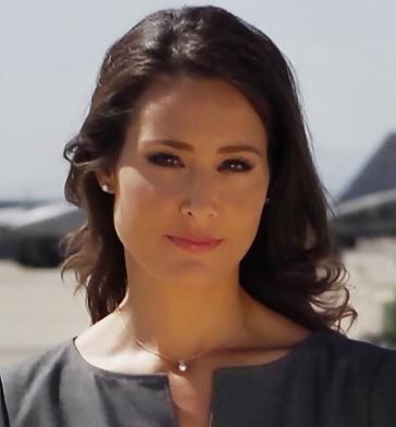 17P I want to see Fox News Lea Gabrielle go black.