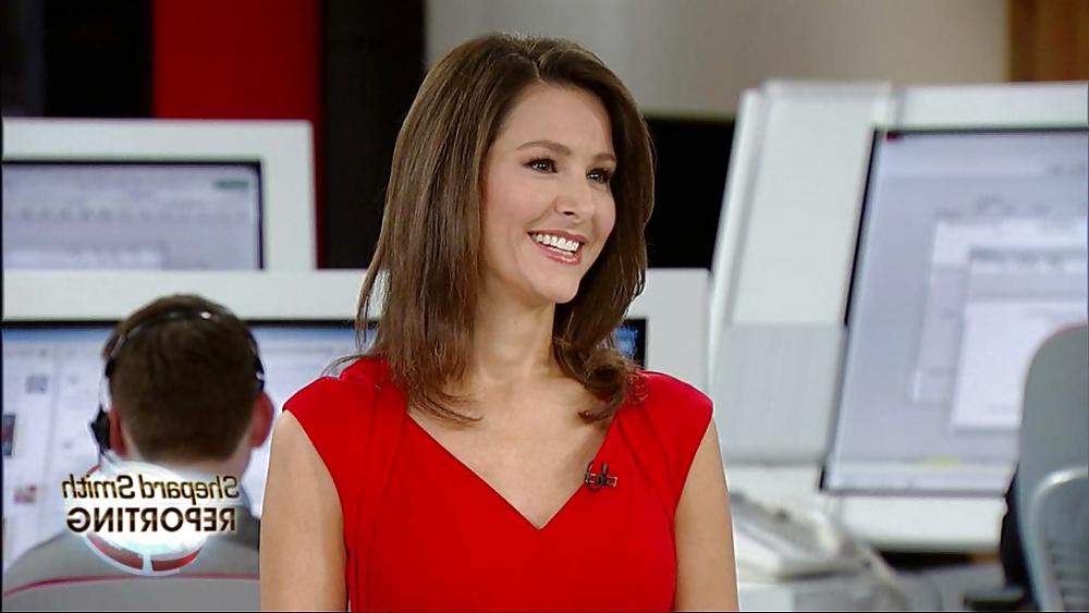 17P I want to see Fox News Lea Gabrielle go black.