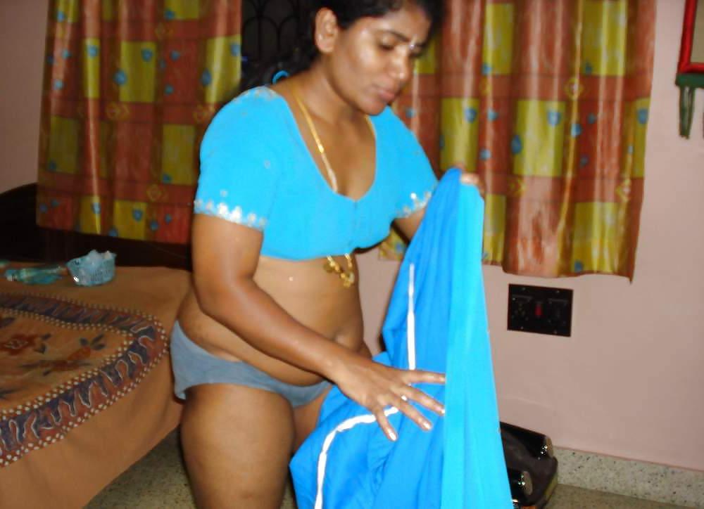 15P Indian housewife3