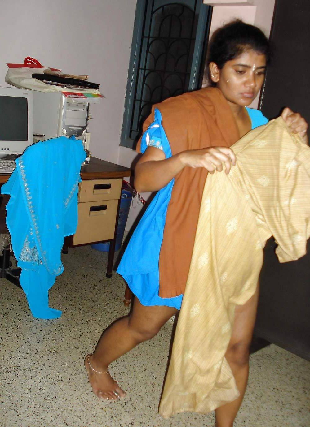 15P Indian housewife3
