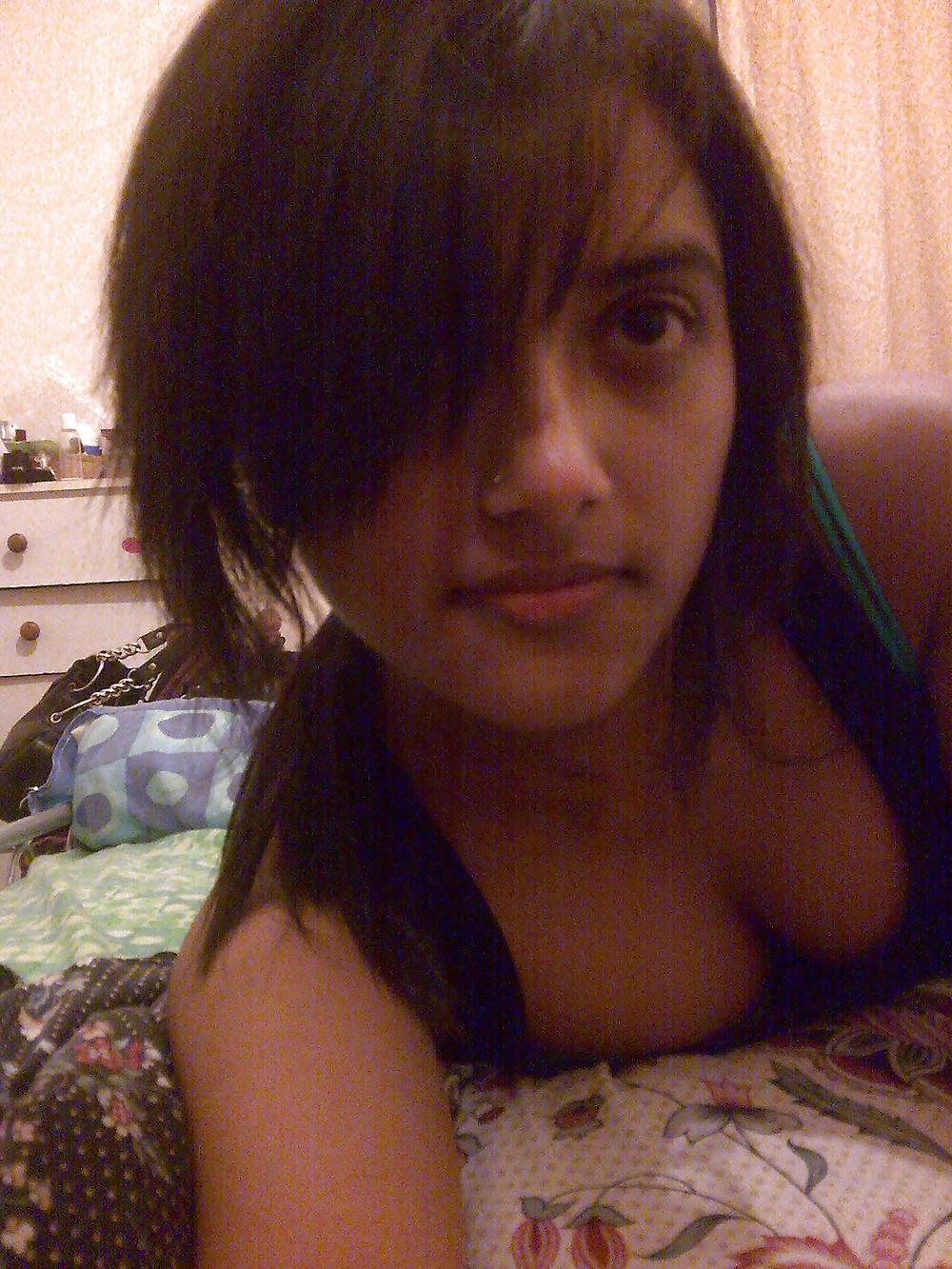 10P Desi Gal 19