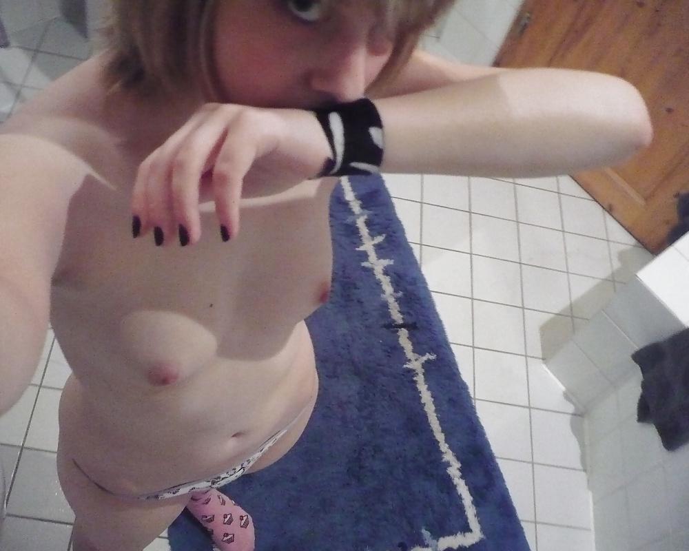 13P Self shot - Amateur girl #1