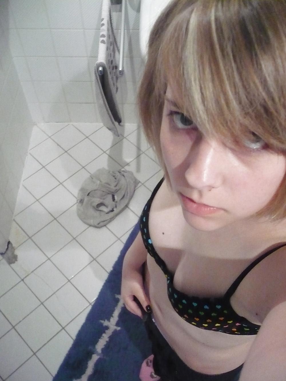 13P Self shot - Amateur girl #1