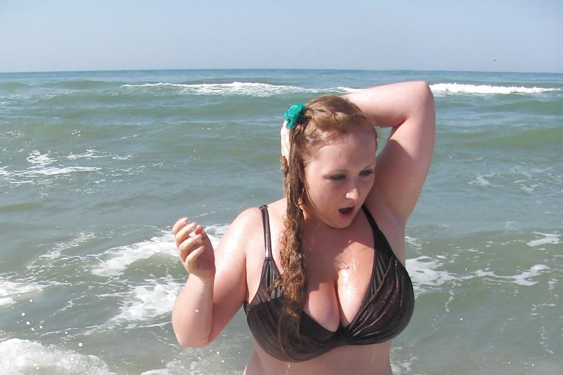 18P Busty Russian Woman 1974