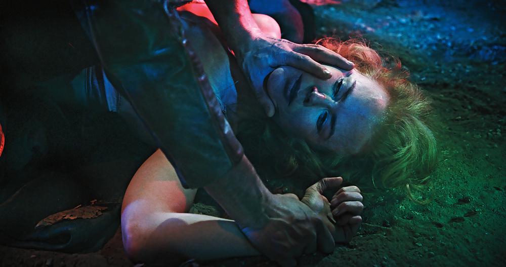 15P Nicole Kidman Halloween Photoshoot