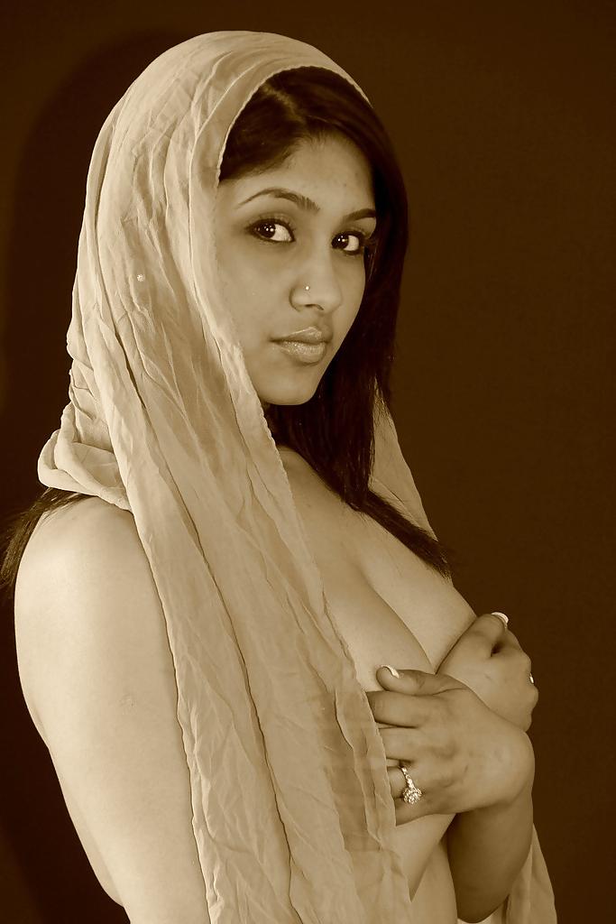 18P Desi Showing Assets 18