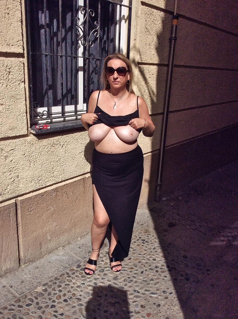 14P See through outdoors