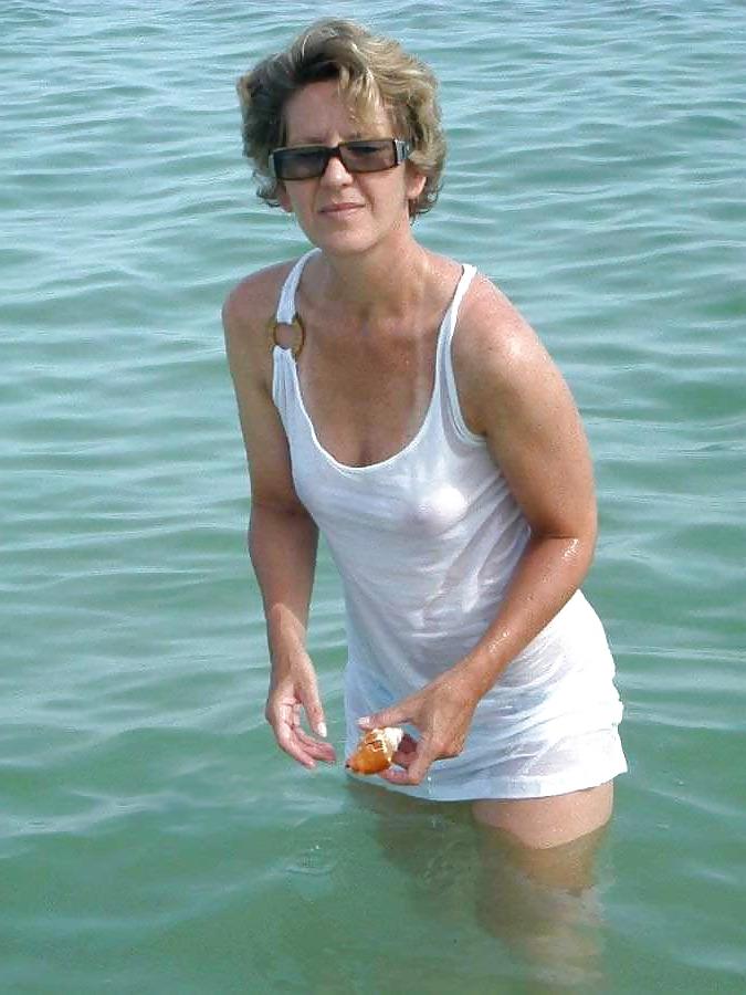 25P See-Thru Wives!