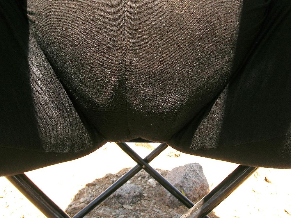 25P My messy crotch and leaky period gallery